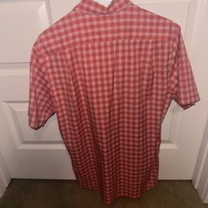 Small Orange Southern Tide short sleeve button up.